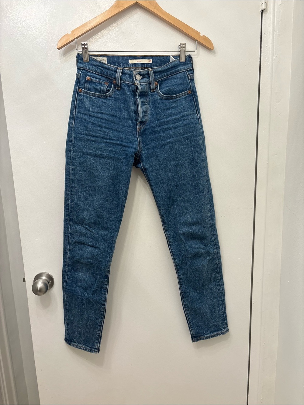 Levi's Women's 23 Wedgie Jeans